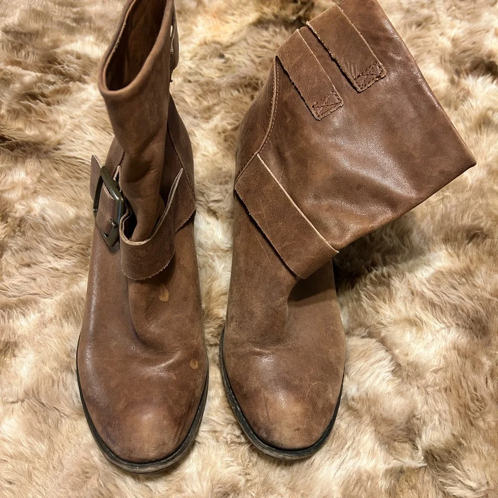 3/$10 🏷️ *LAST CHANCE!*  Lucky Brand Ankle Boots with Buckle - Picture 4 of 14
